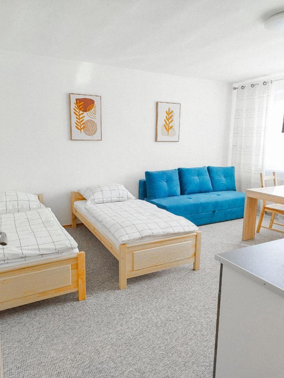 Vivi Apartments Liptovský Mikuláš Exteriör bild