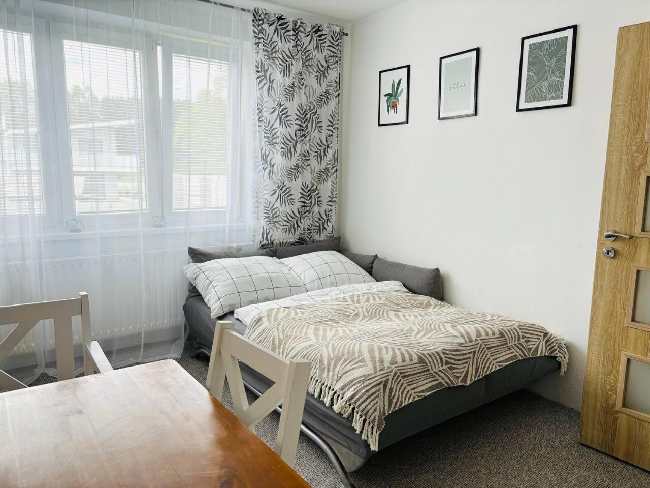 Vivi Apartments Liptovský Mikuláš Exteriör bild