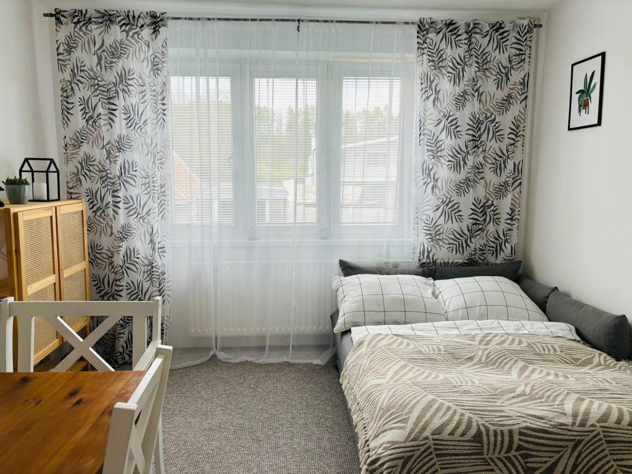 Vivi Apartments Liptovský Mikuláš Exteriör bild