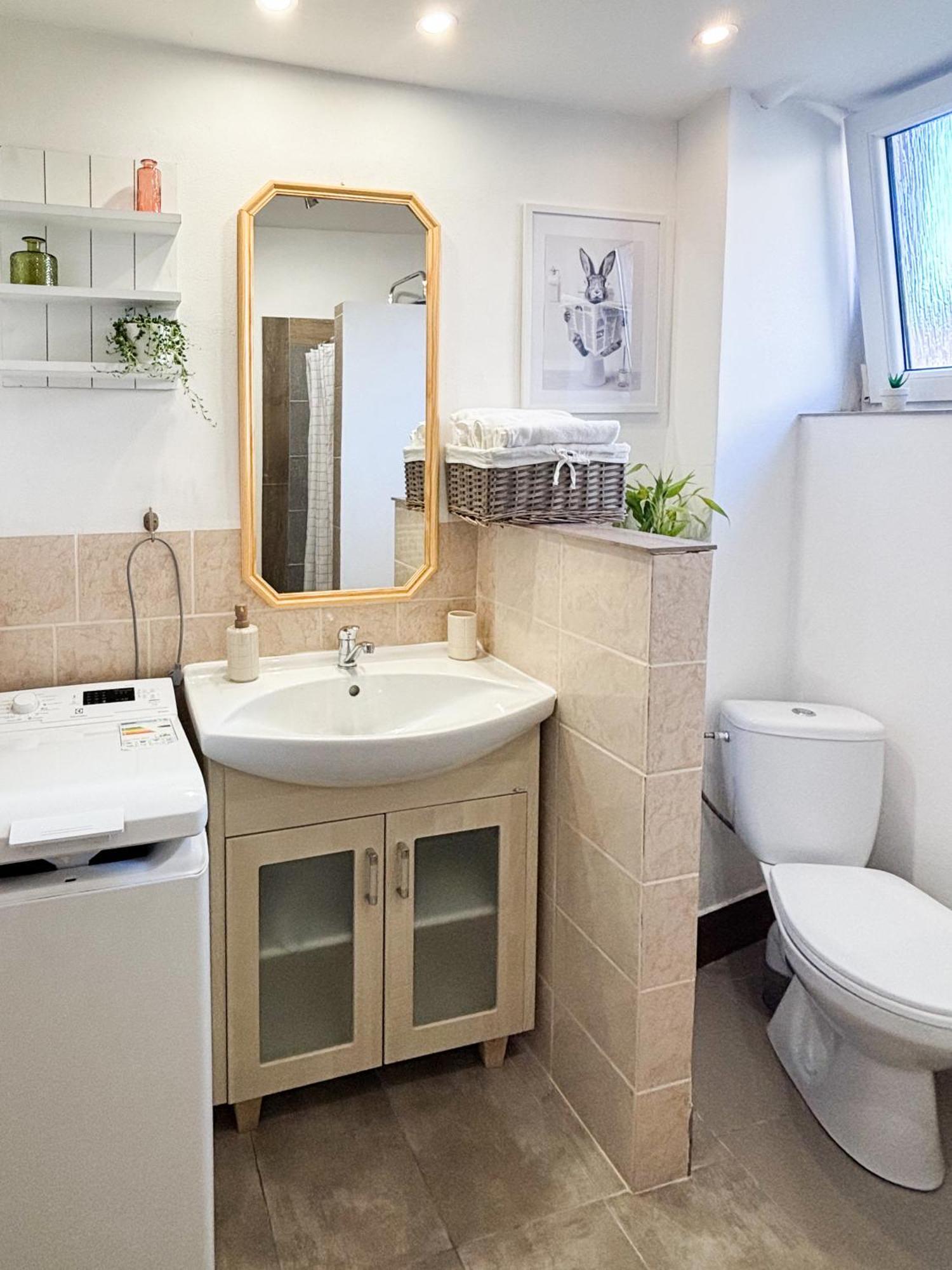 Vivi Apartments Liptovský Mikuláš Exteriör bild